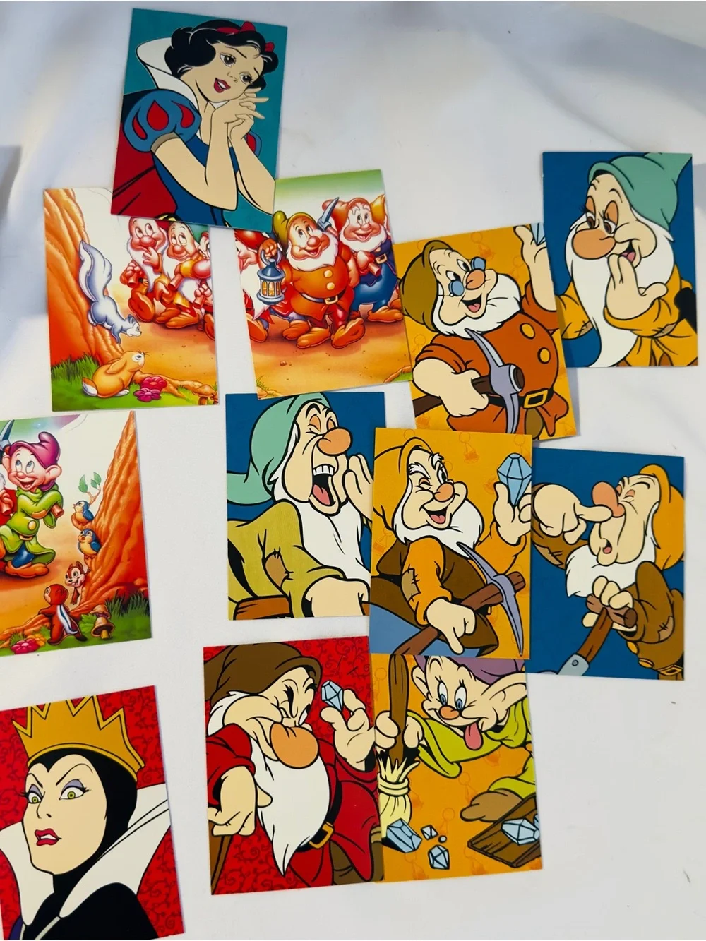 Disney's Snow White & The Seven Dwarfs Complete Card Set by SKYBOX 90 Cards